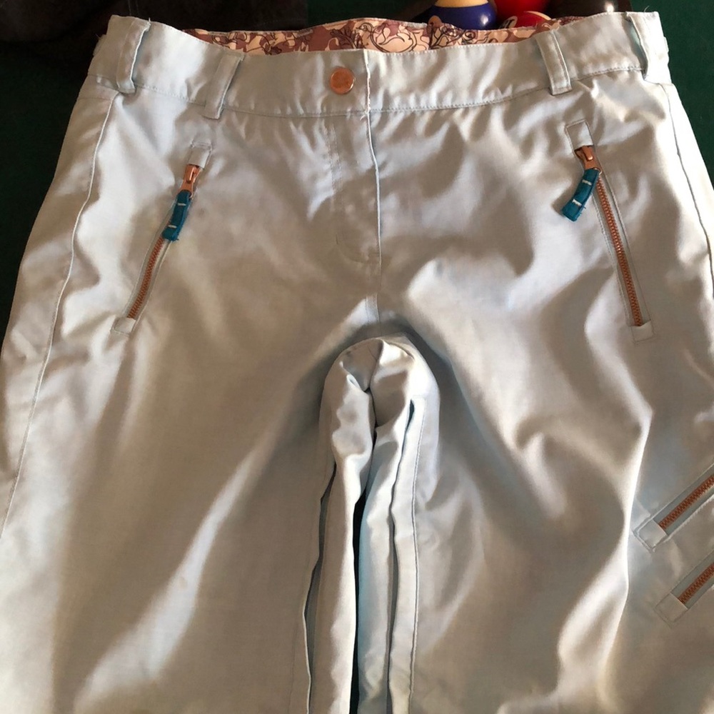 Obermeyer light aqua colored ski pant size 12